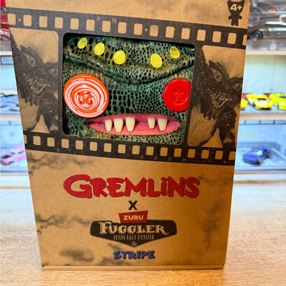 Rare Purple Button Gremlins “Stripe” Funny Ugly Monster Toy